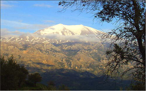 Amari-Tal: Blick von Meronas auf das Ida-Massiv